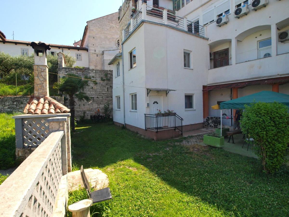Apartments Smaila 1729 Pula Exterior foto
